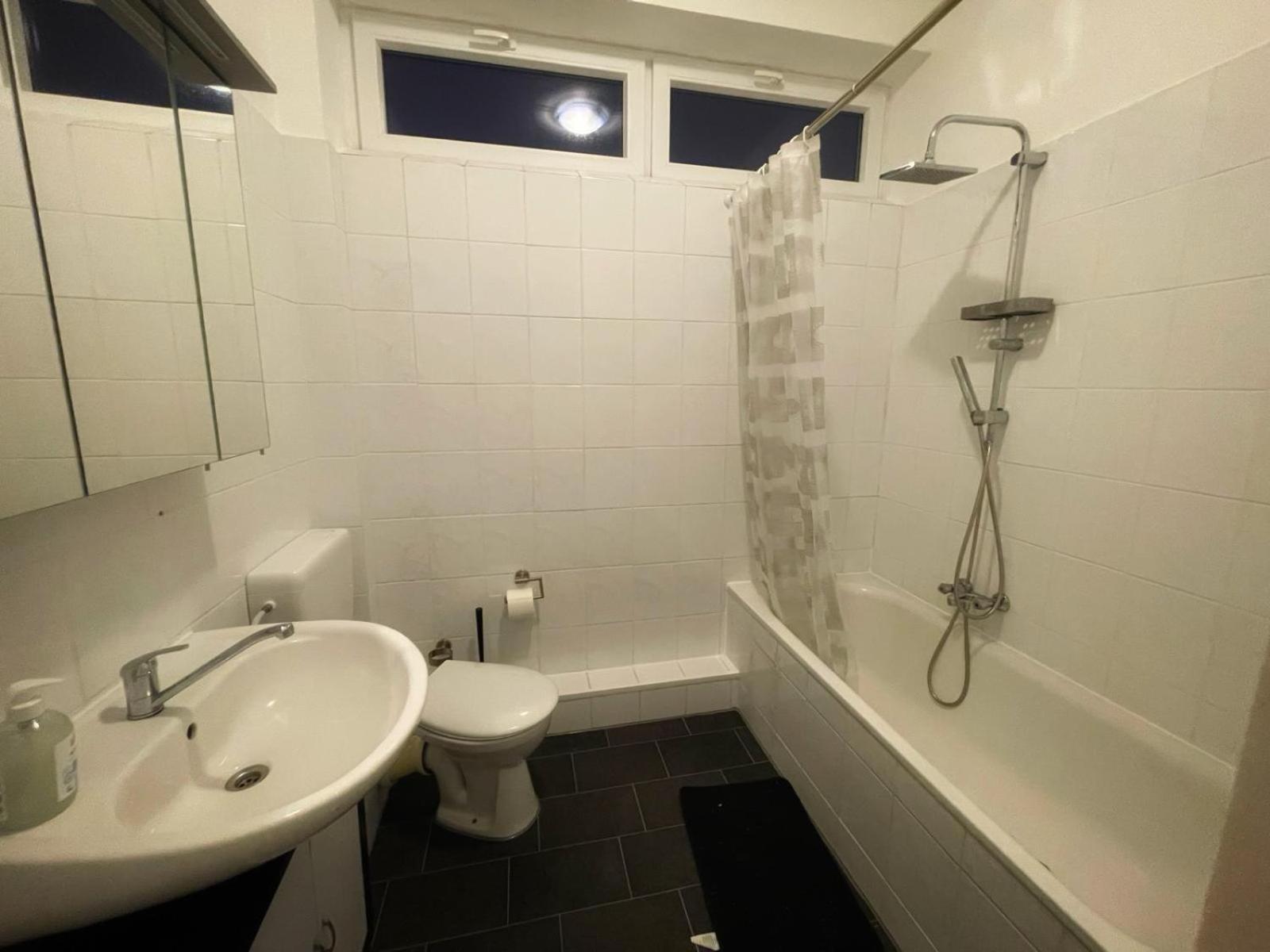 Schoene Ferienzimmer In Wilhelmshaven Bagian luar foto